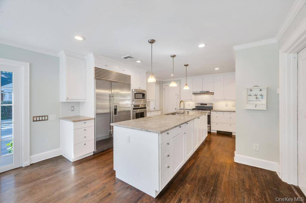 Casa com 5 Quartos à Venda em White Plains - Nova Iorque - EUA - 5