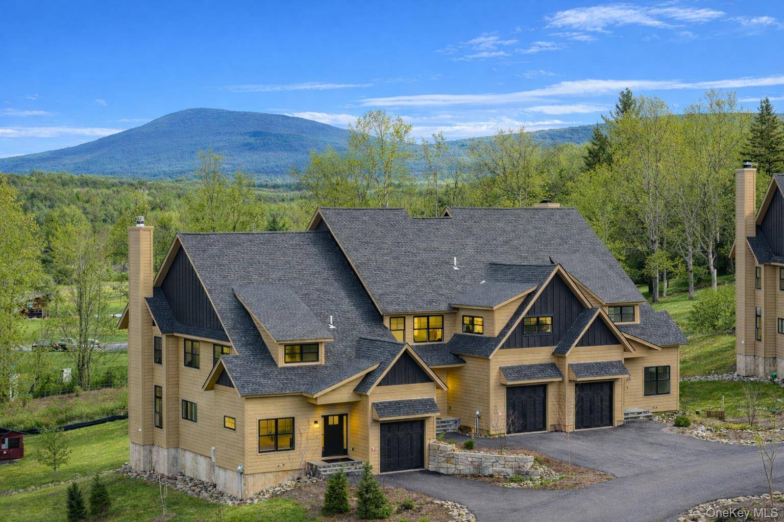 5 Bedroom Home for Sale in Windham - New York - USA - 1