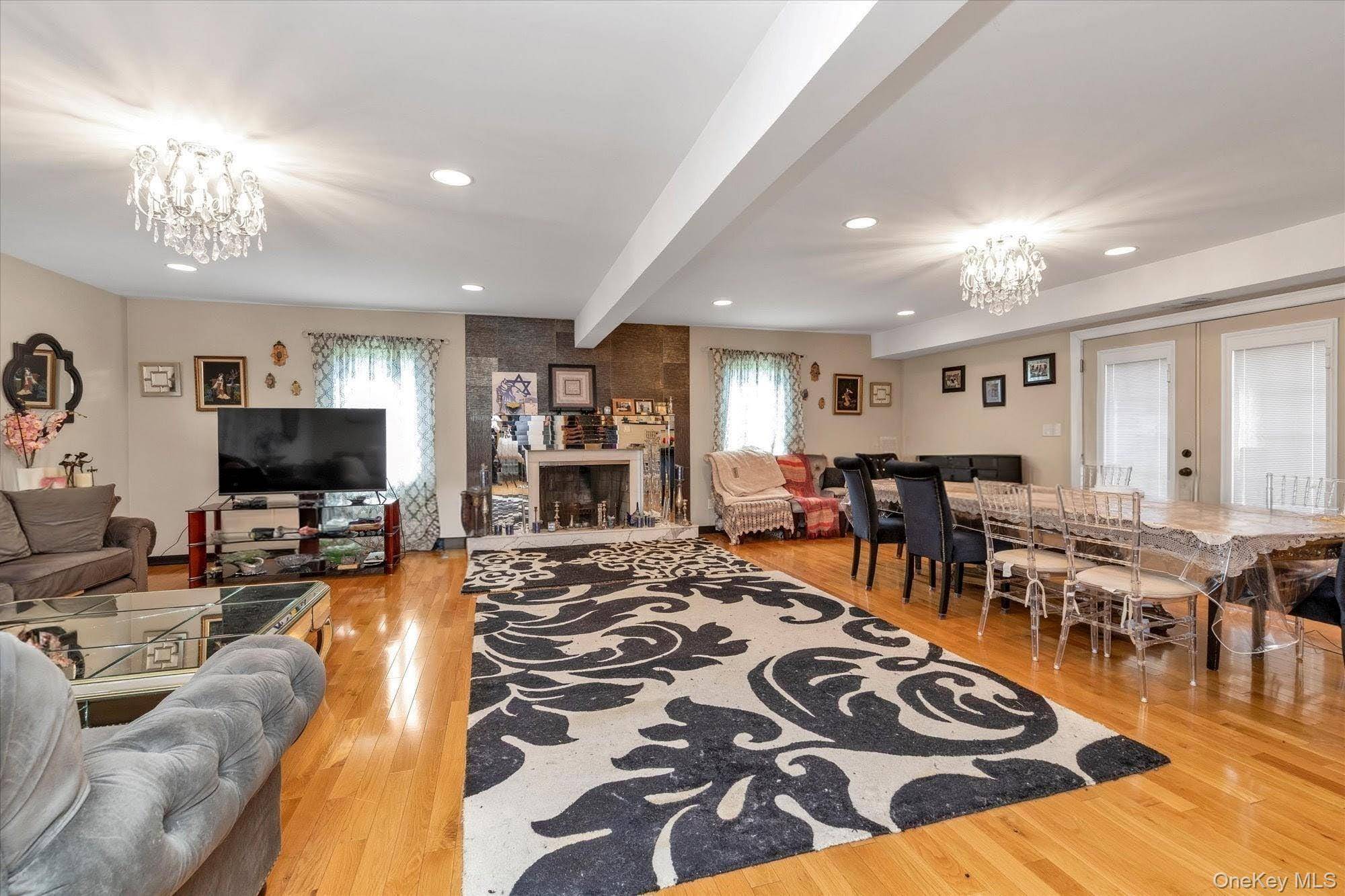 Casa de 5 Dormitorios en Venta en Woodsburgh - Nueva York - EE. UU. - 5