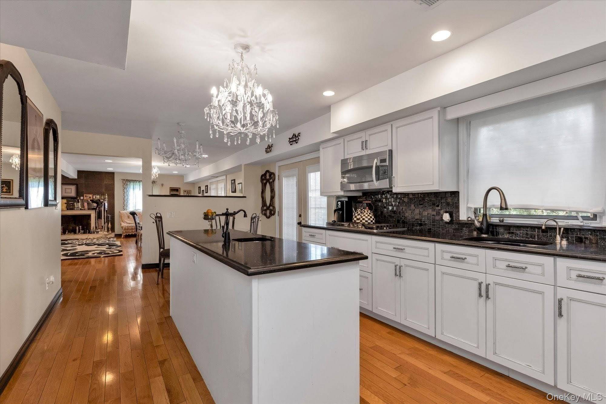 Casa de 5 Dormitorios en Venta en Woodsburgh - Nueva York - EE. UU. - 8