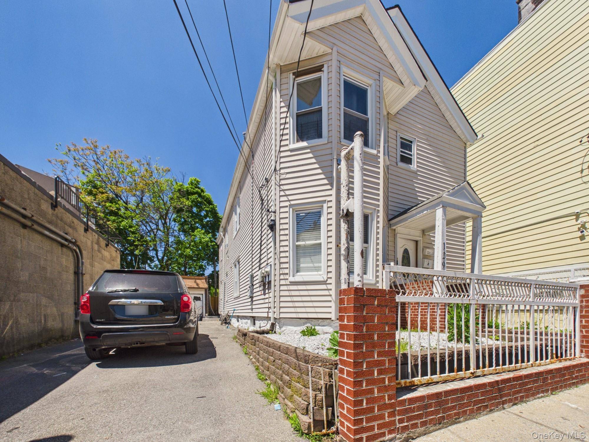 Casa com 5 Quartos à Venda em Yonkers - Nova Iorque - EUA - 2