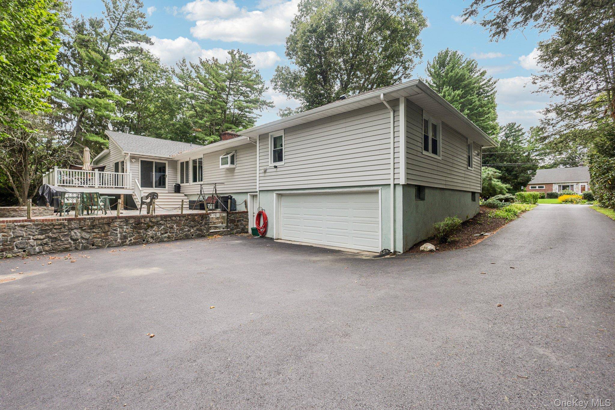 Casa com 5 Quartos à Venda em Yorktown Heights - Nova Iorque - EUA - 4