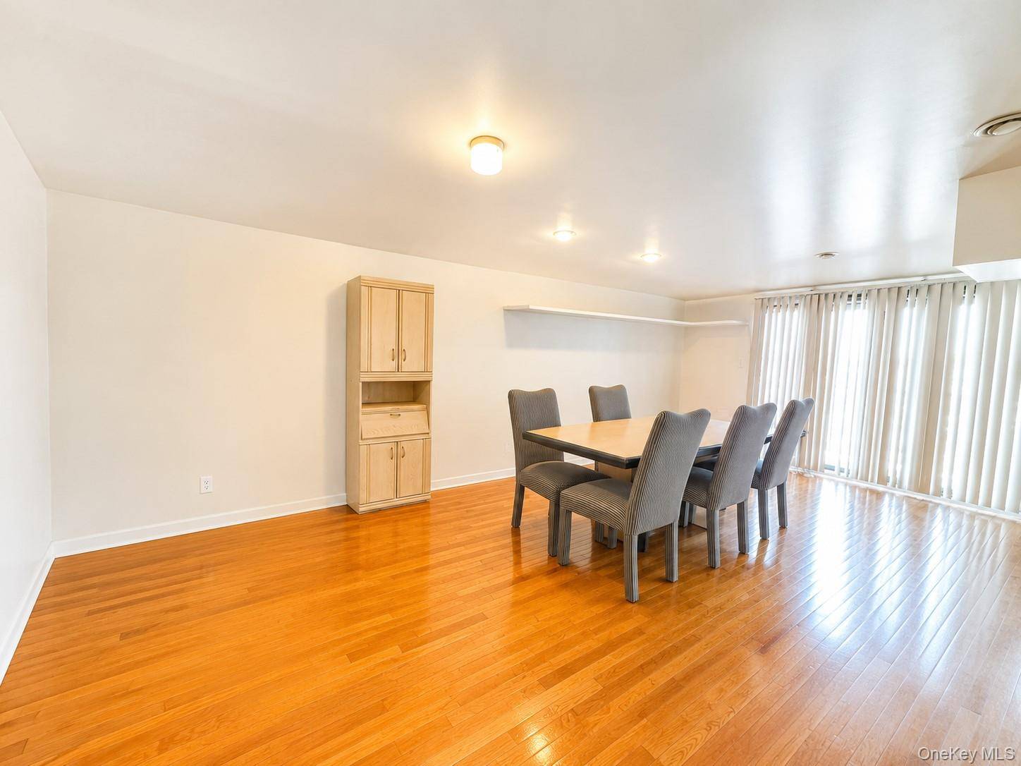 Casa com 6 Quartos à Beira-Mar à Venda em Howard Beach - Nova Iorque - EUA - 6