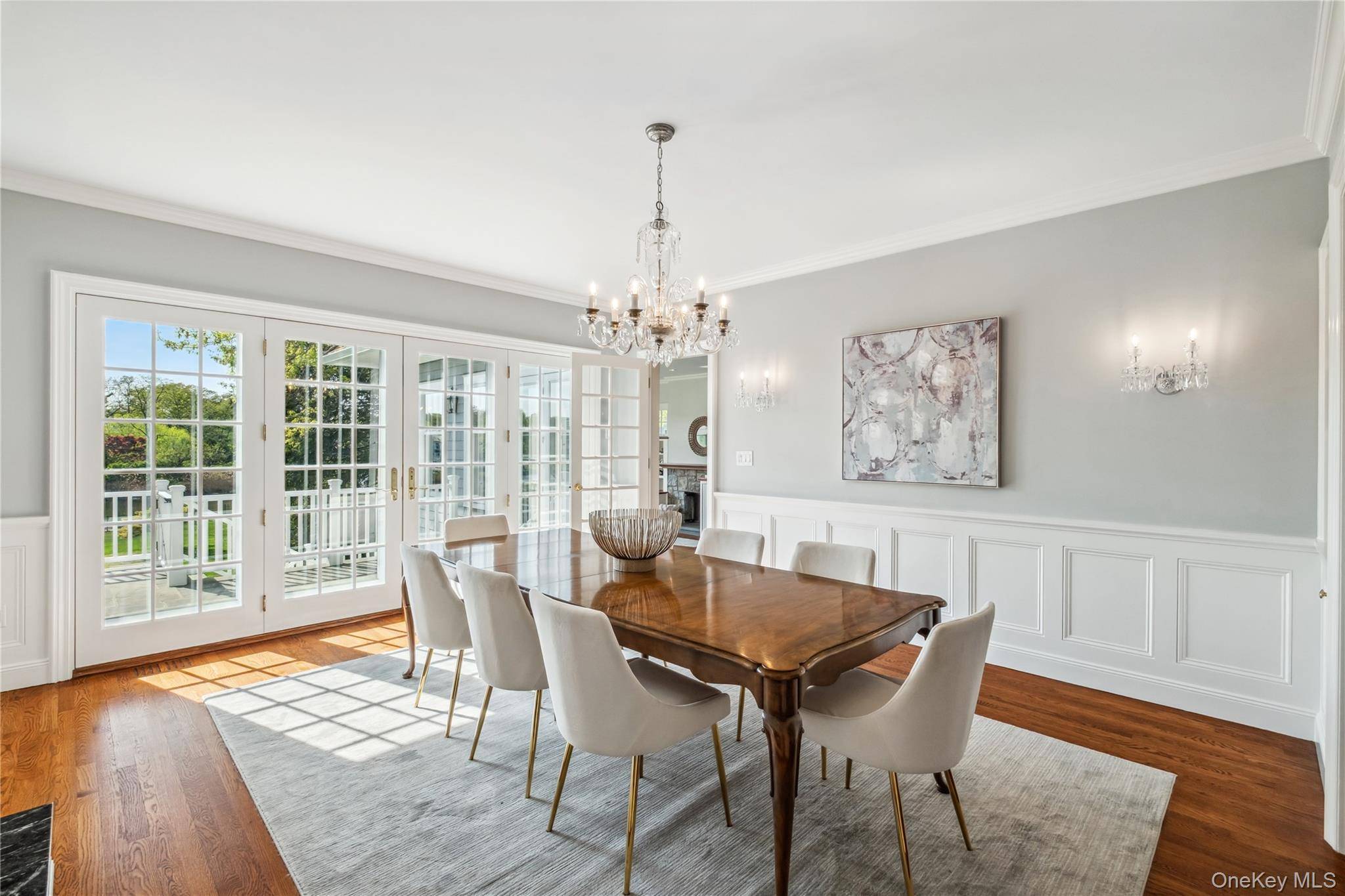 6 Bedroom Waterfront Home for Sale in Larchmont - New York - USA - 8