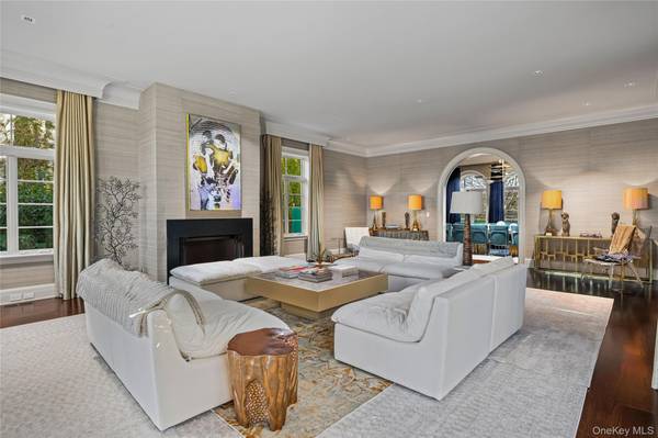 Casa de 6 Dormitorios Frente al Mar en Venta en New Rochelle - NY - EE. UU. - 8