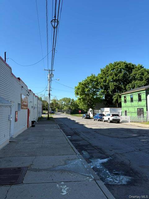 Casa com 6 Quartos à Beira-Mar à Venda em Newburgh - Nova Iorque - EUA - 3