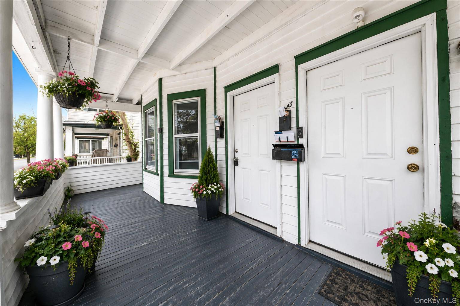 Casa de 6 Dormitorios Frente al Mar en Venta en Poughkeepsie - Nueva York - EE. UU. - 2