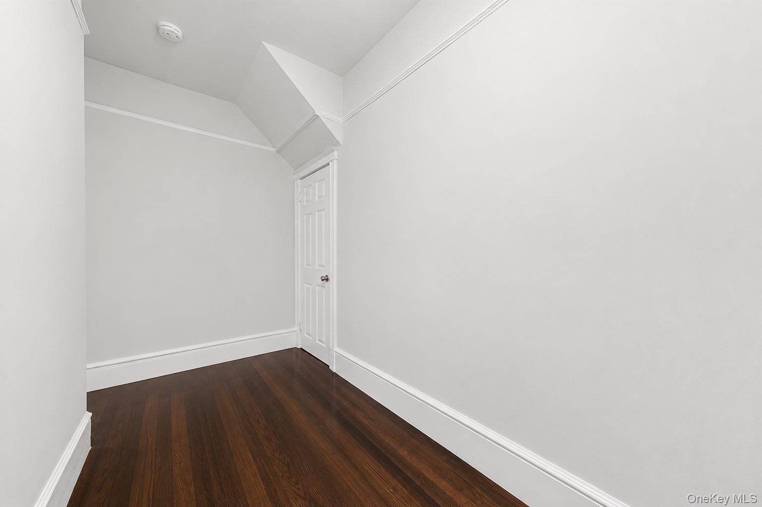 Casa de 6 Dormitorios Frente al Mar en Venta en Poughkeepsie - Nueva York - EE. UU. - 5