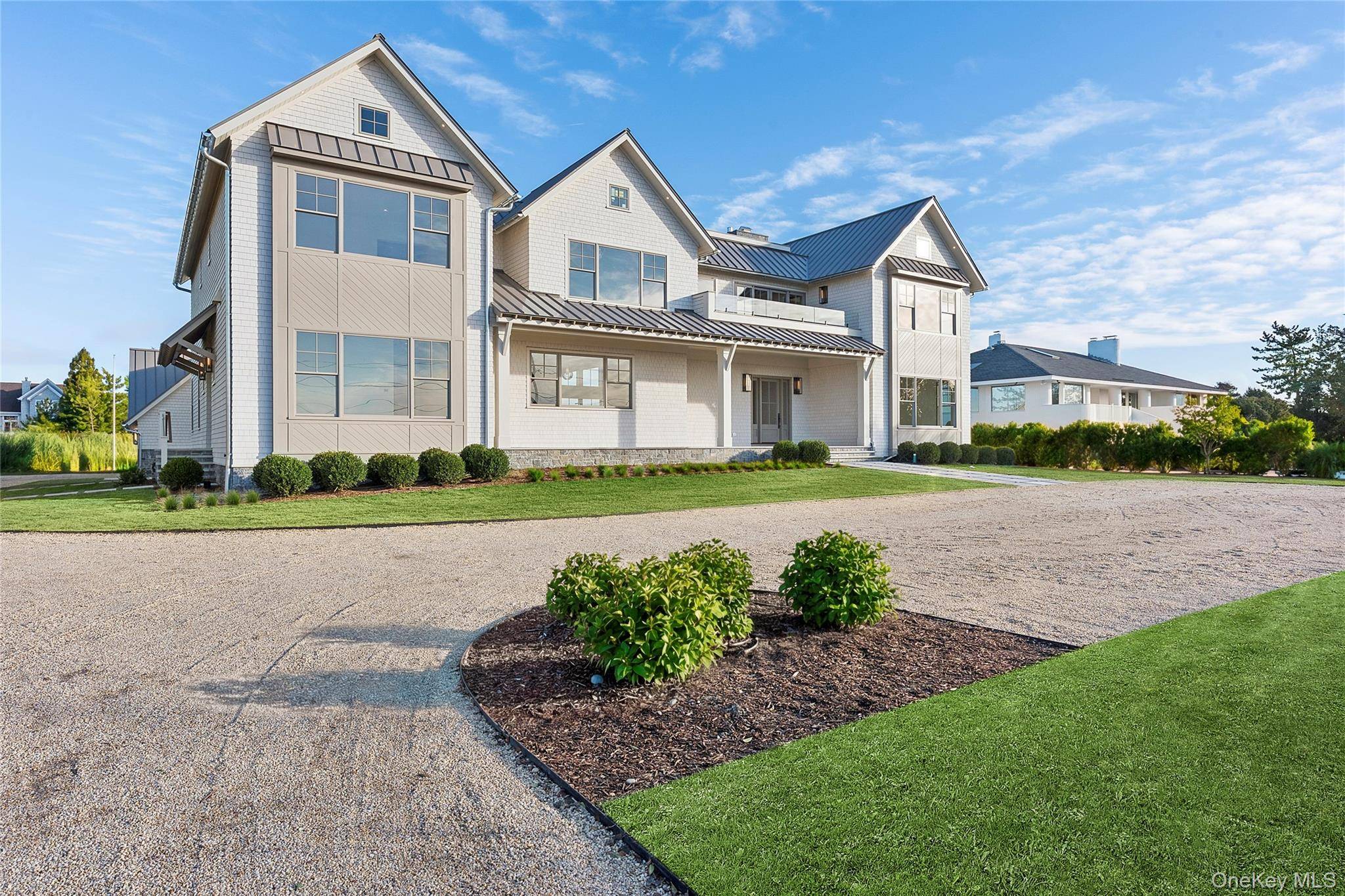 Casa com 6 Quartos à Beira-Mar à Venda em Quogue, NY, EUA - 2