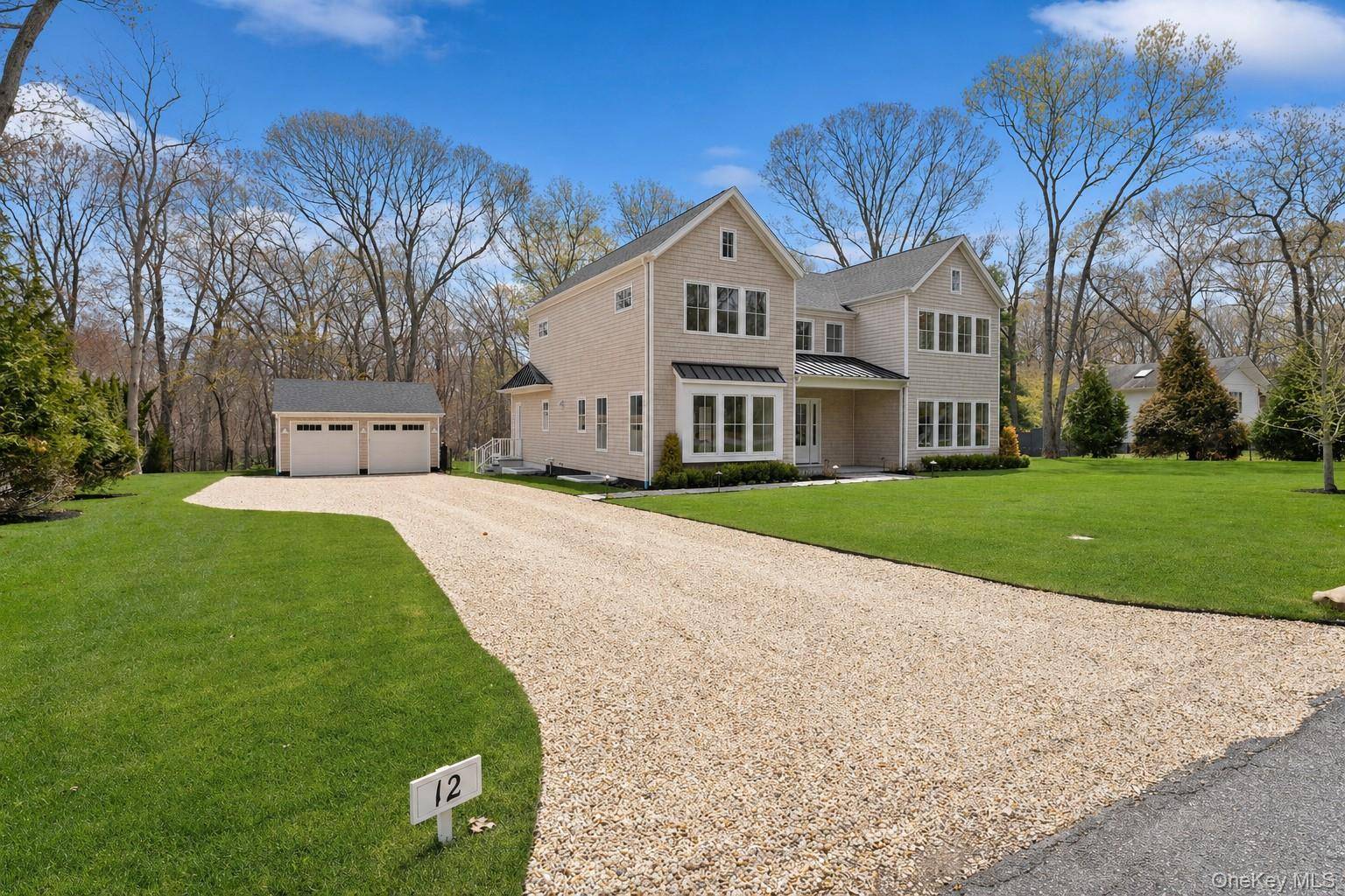 6 Bedroom Oceanfront Home for Sale in Sag Harbor - New York - USA - 2