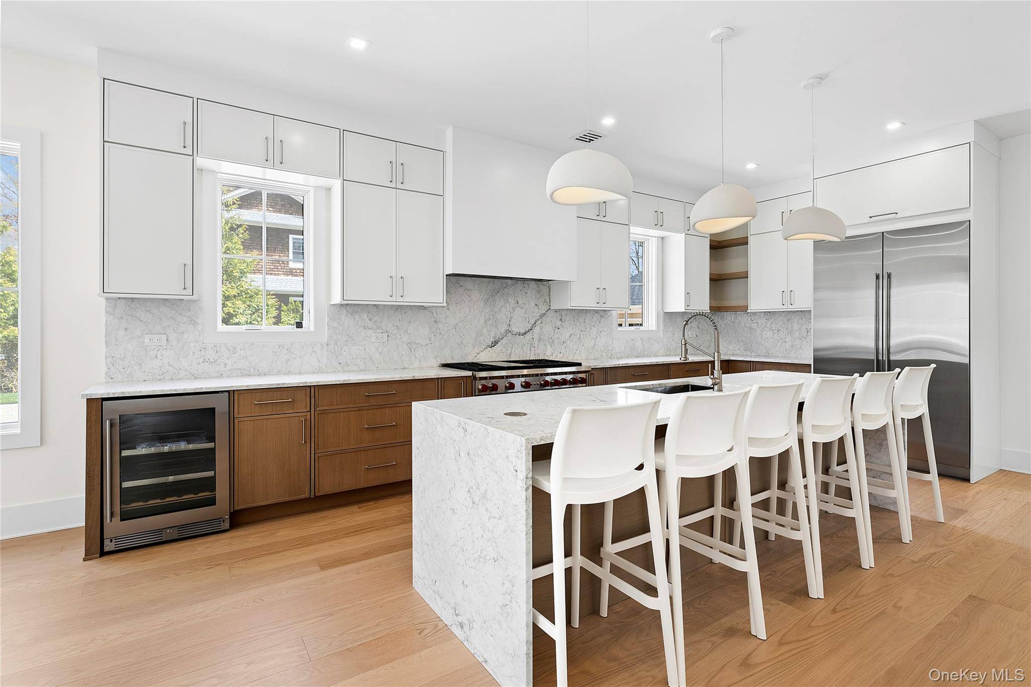 6 Bedroom Oceanfront Home for Sale in Sag Harbor - New York - USA - 6