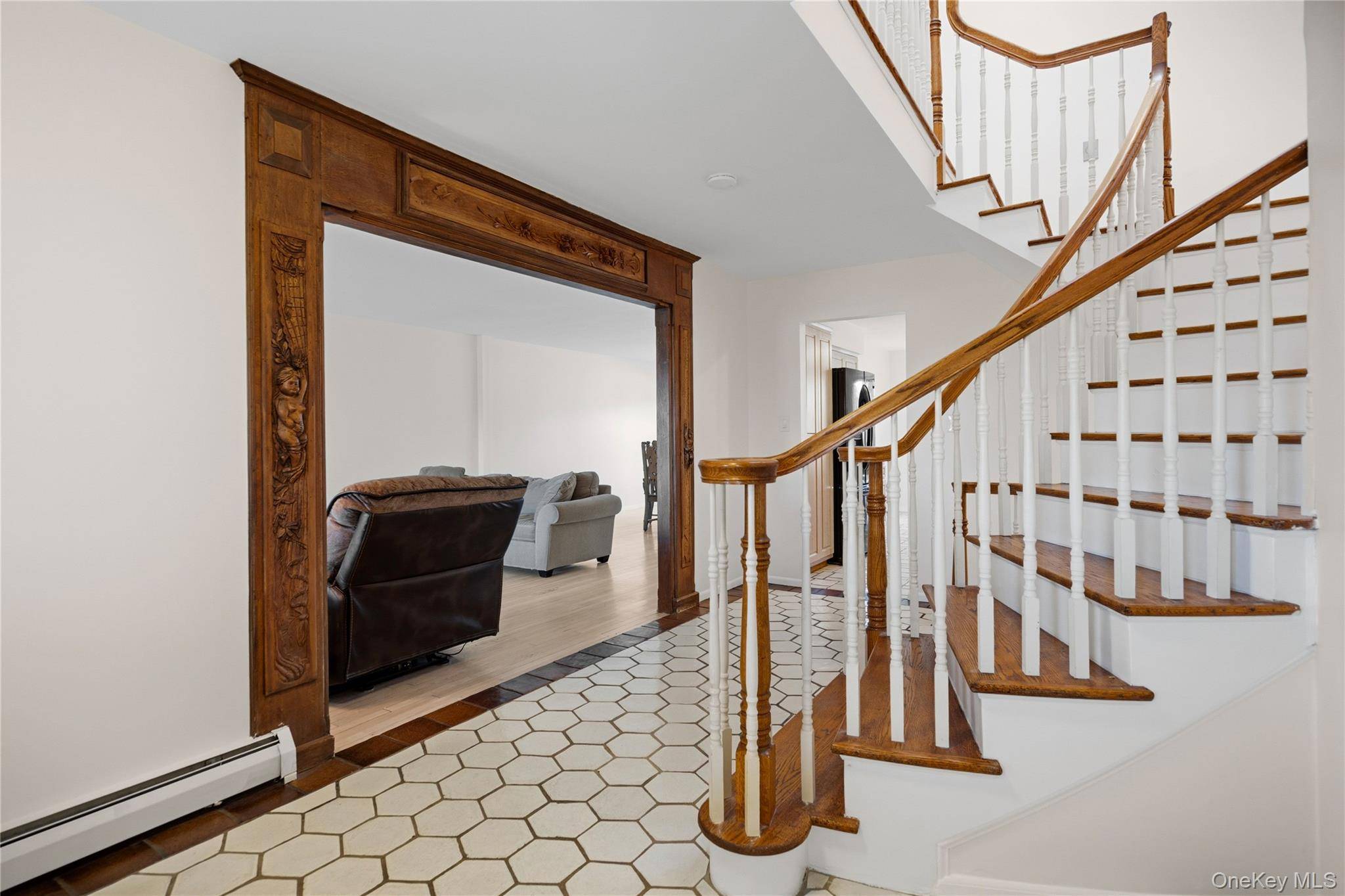6 Bedroom Home for Sale in Atlantic Beach - New York - USA - 8