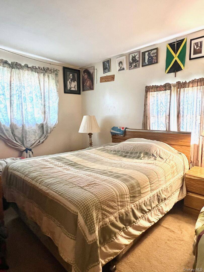 Casa com 6 Quartos à Venda em Bay Shore - Nova Iorque - EUA - 7