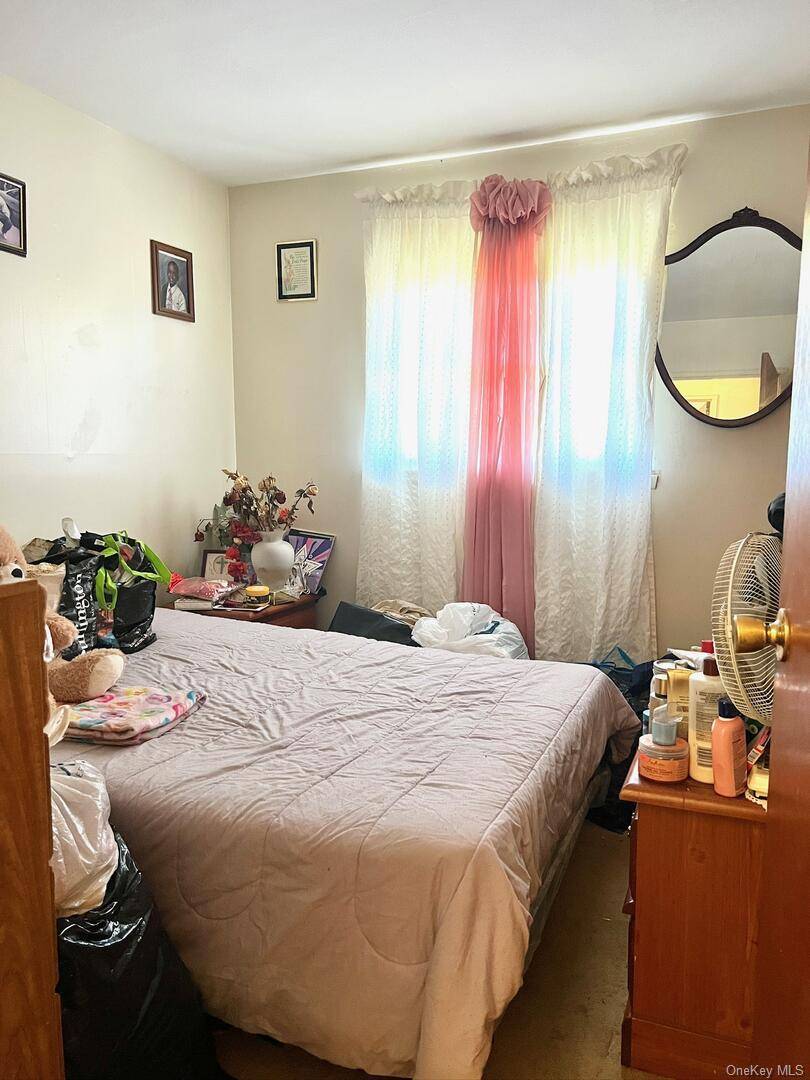 Casa com 6 Quartos à Venda em Bay Shore - Nova Iorque - EUA - 8
