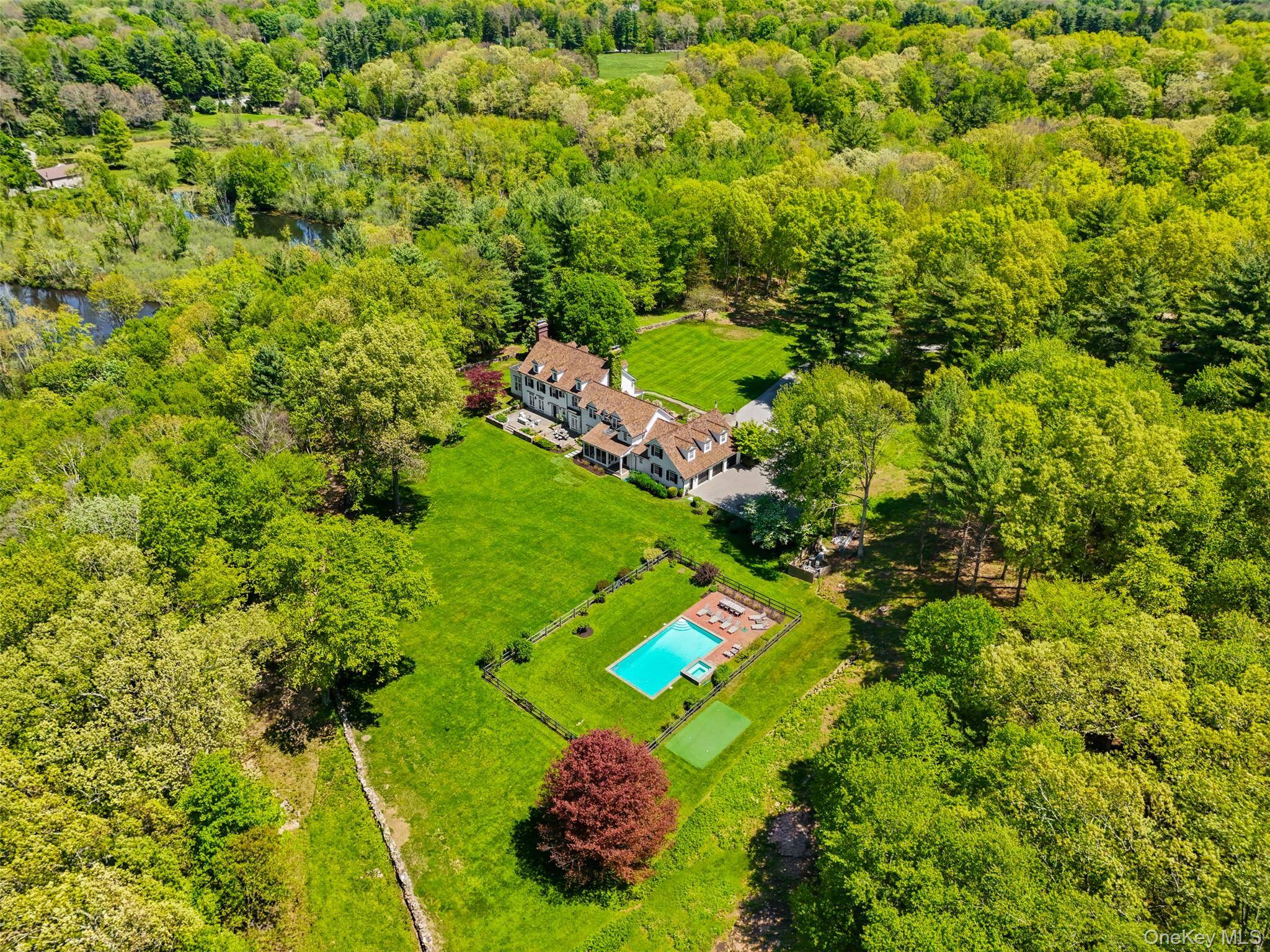 Casa de 6 Dormitorios en Venta en Bedford Hills - Nueva York - EE. UU. - 3