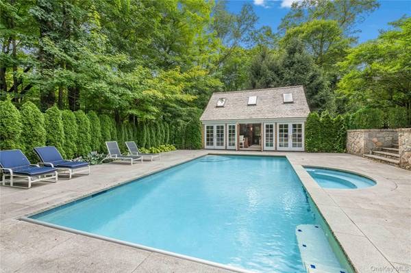 Casa com 6 Quartos à Venda em Bedford - Nova Iorque - EUA - 5