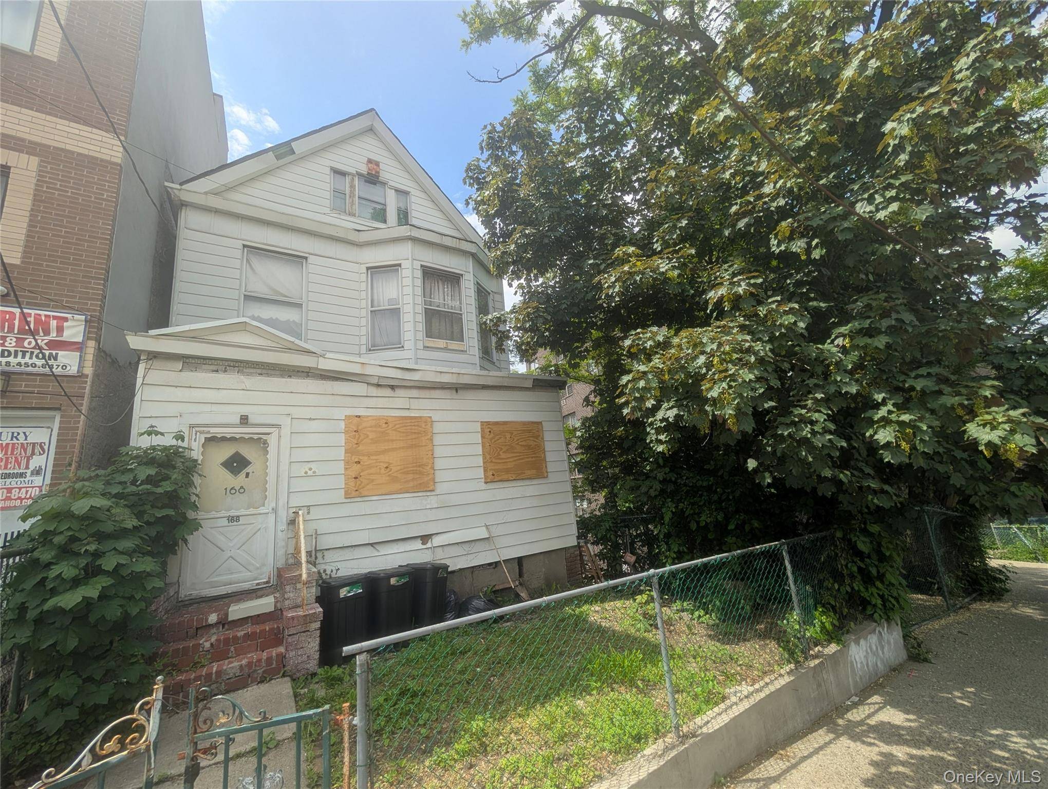 Casa com 6 Quartos à Venda em Bronx - Nova Iorque - EUA - 1