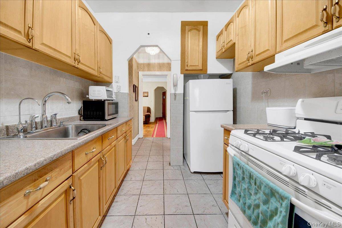 Casa com 6 Quartos à Venda em Bronx - Nova Iorque - EUA - 6