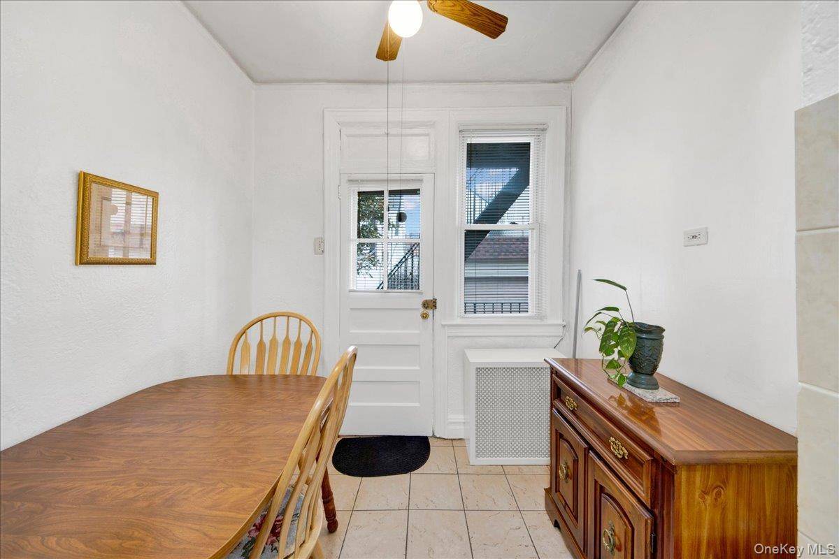 Casa com 6 Quartos à Venda em Bronx - Nova Iorque - EUA - 7