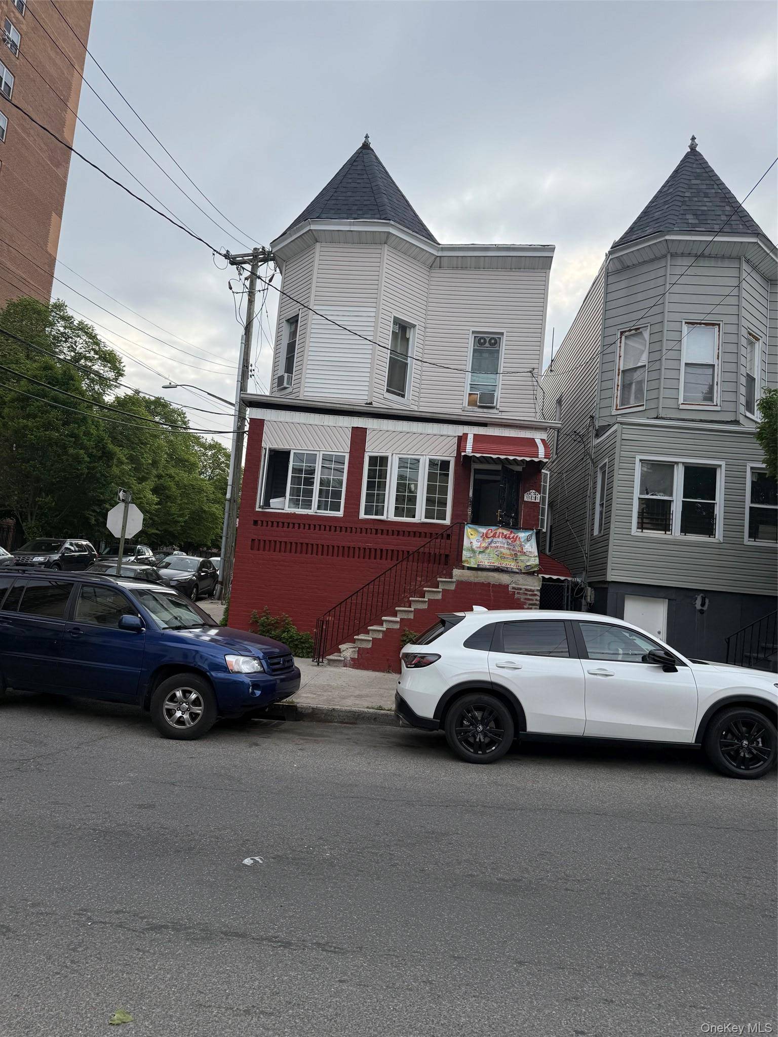 Casa com 6 Quartos à Venda em Bronx - Nova Iorque - EUA - 1