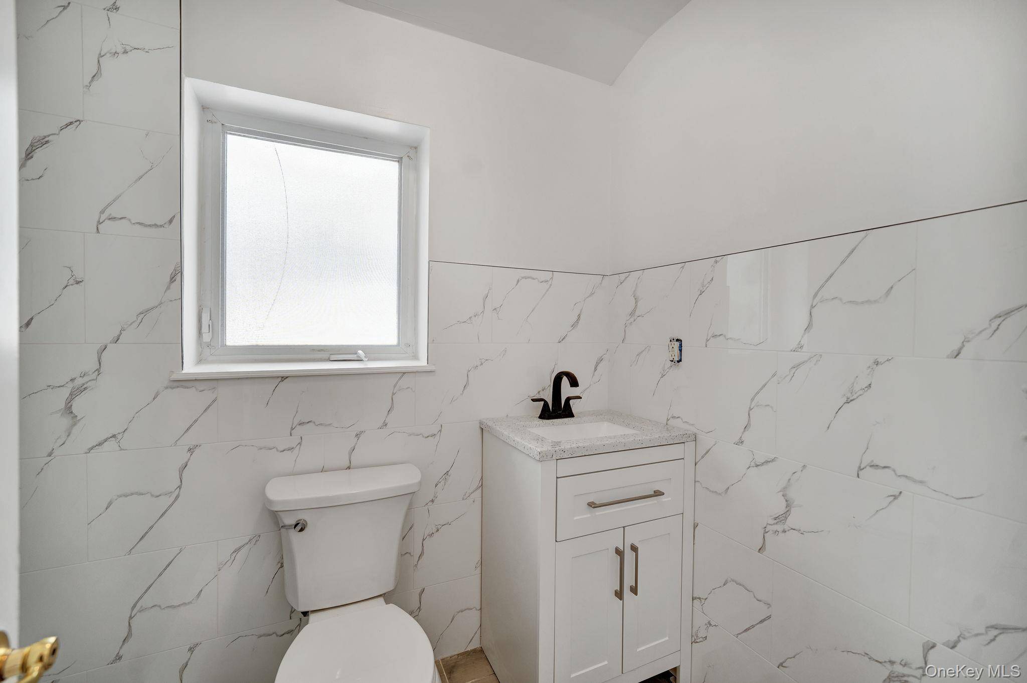 Casa de 6 Dormitorios en Venta en Bronx - Nueva York - EE. UU. - 7