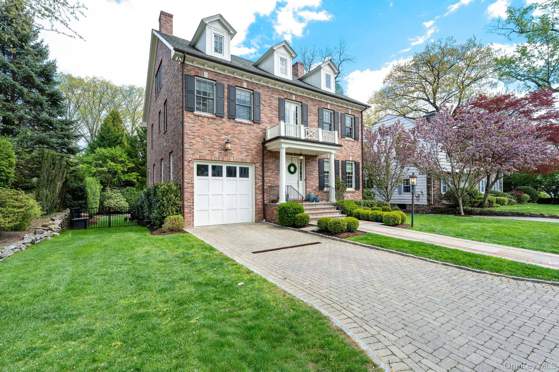 Casa com 6 Quartos à Venda em Bronxville - Nova Iorque - EUA - 2
