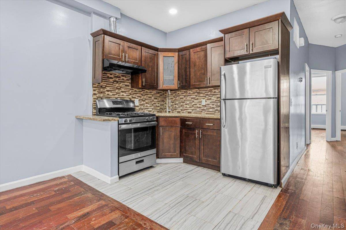 Casa com 6 Quartos à Venda em Brooklyn - Nova Iorque - EUA - 3