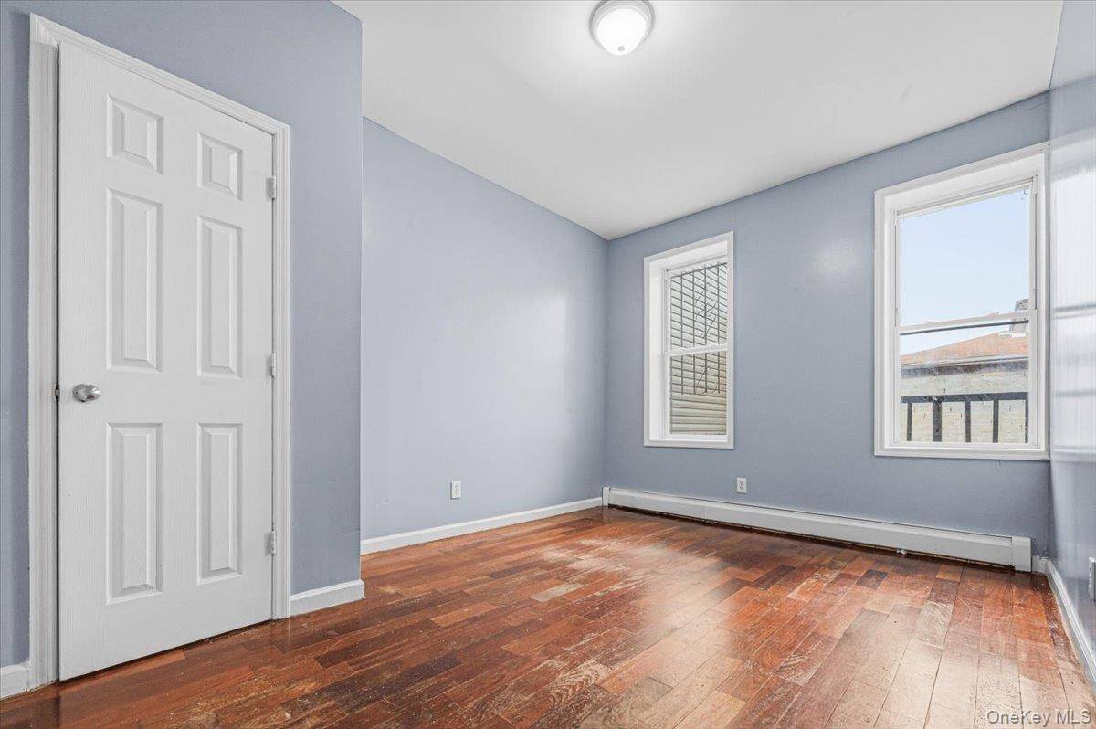 Casa com 6 Quartos à Venda em Brooklyn - Nova Iorque - EUA - 5