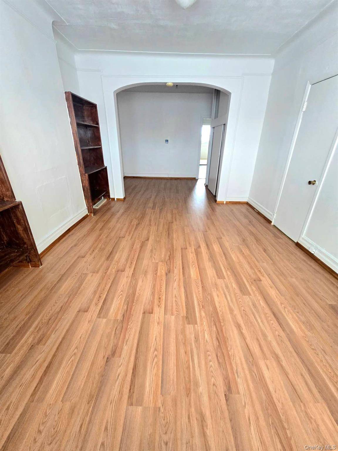 6 Bedroom Home for Sale in Brooklyn - New York - USA - 2