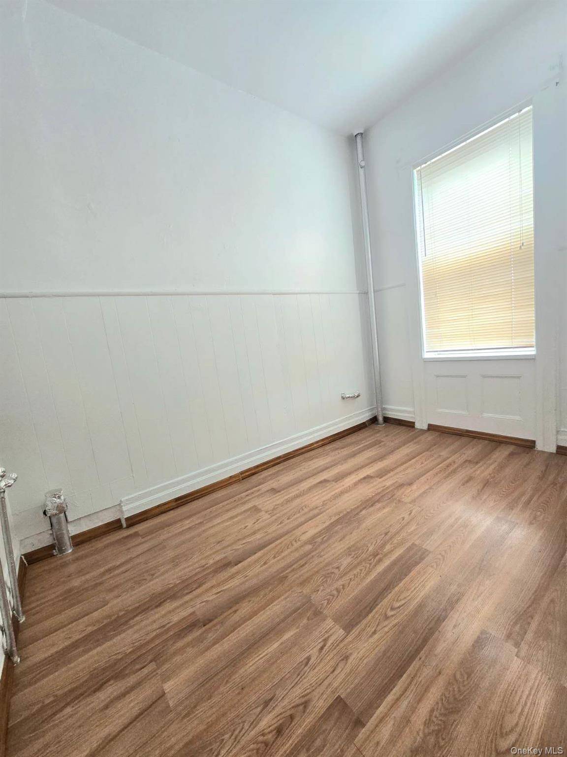 6 Bedroom Home for Sale in Brooklyn - New York - USA - 5