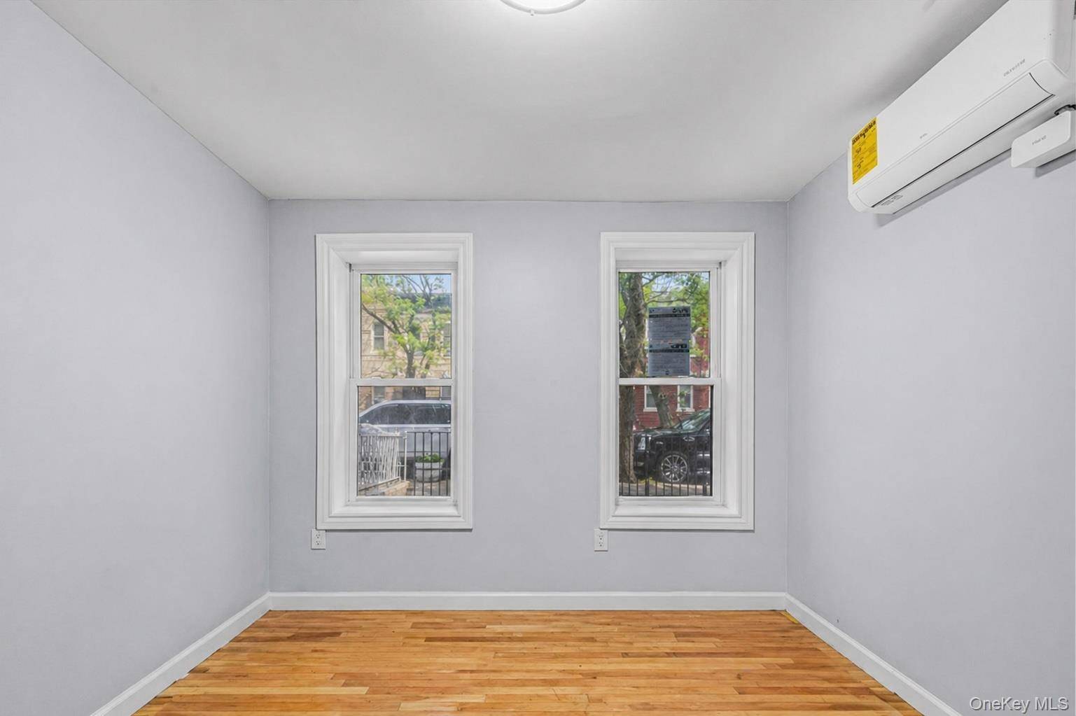 Casa com 6 Quartos à Venda em Brooklyn - Nova Iorque - EUA - 3