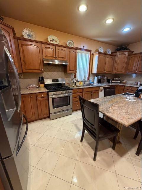 6 Bedroom Home for Sale in Brooklyn - New York - USA - 4