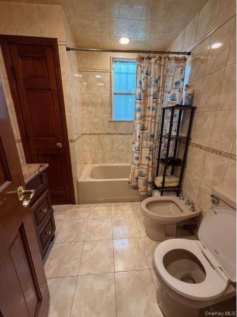 6 Bedroom Home for Sale in Brooklyn - New York - USA - 5