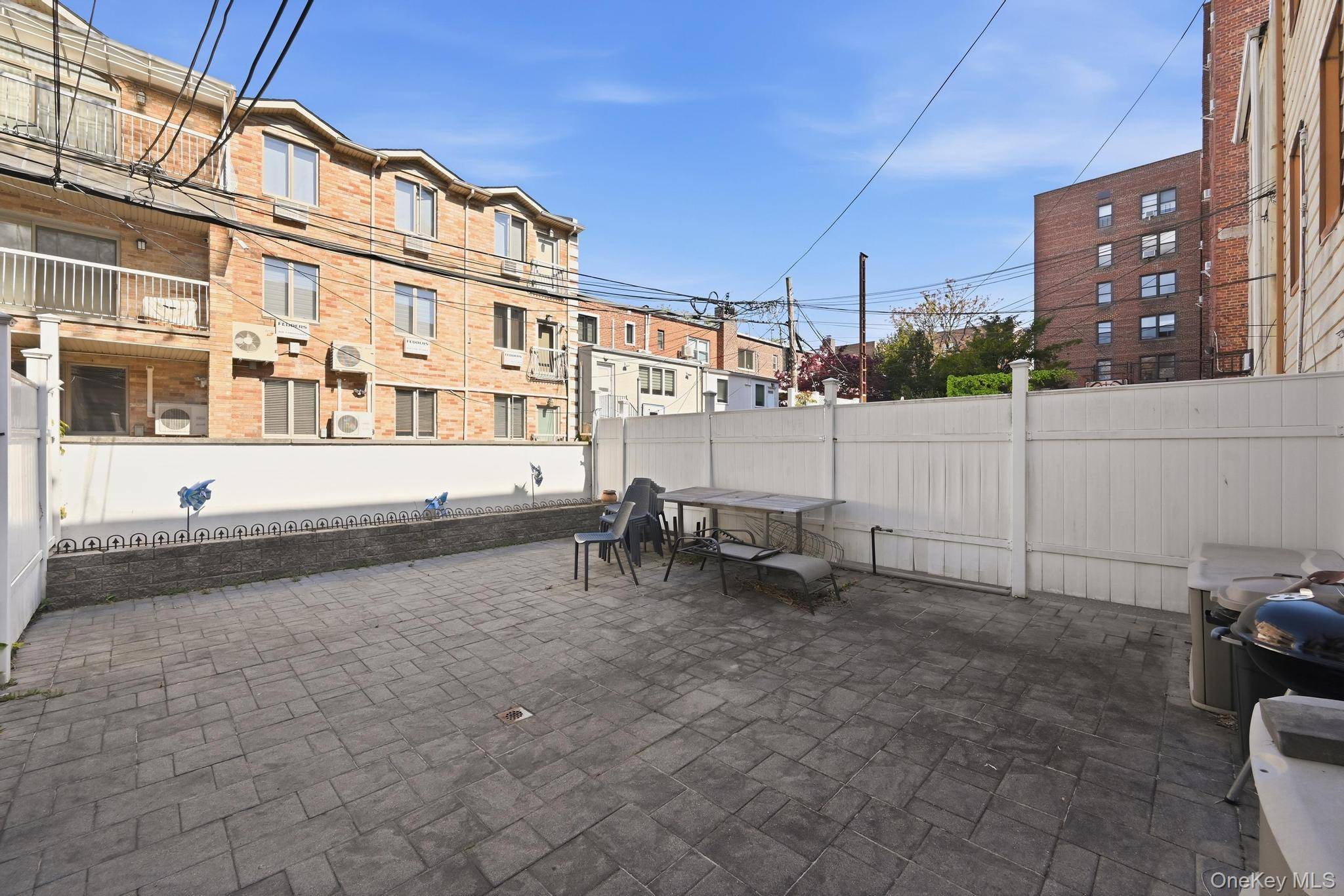Casa com 6 Quartos à Venda em Brooklyn - Nova Iorque - EUA - 6