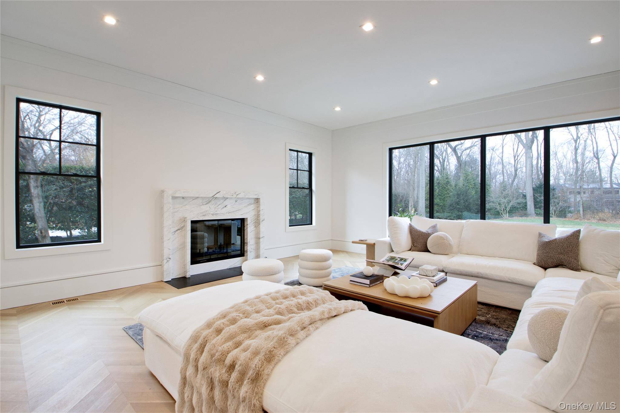 Casa de 6 Dormitorios en Venta en Brookville - Nueva York - EE. UU. - 8