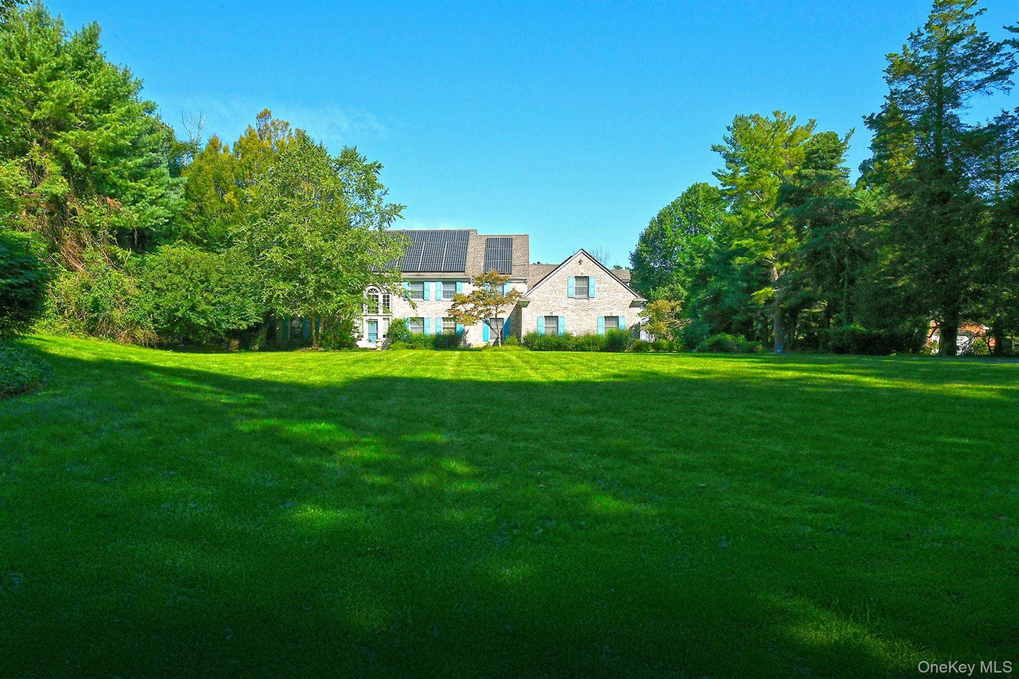 Casa com 6 Quartos à Venda em Cold Spring Harbor - Nova Iorque - EUA - 2