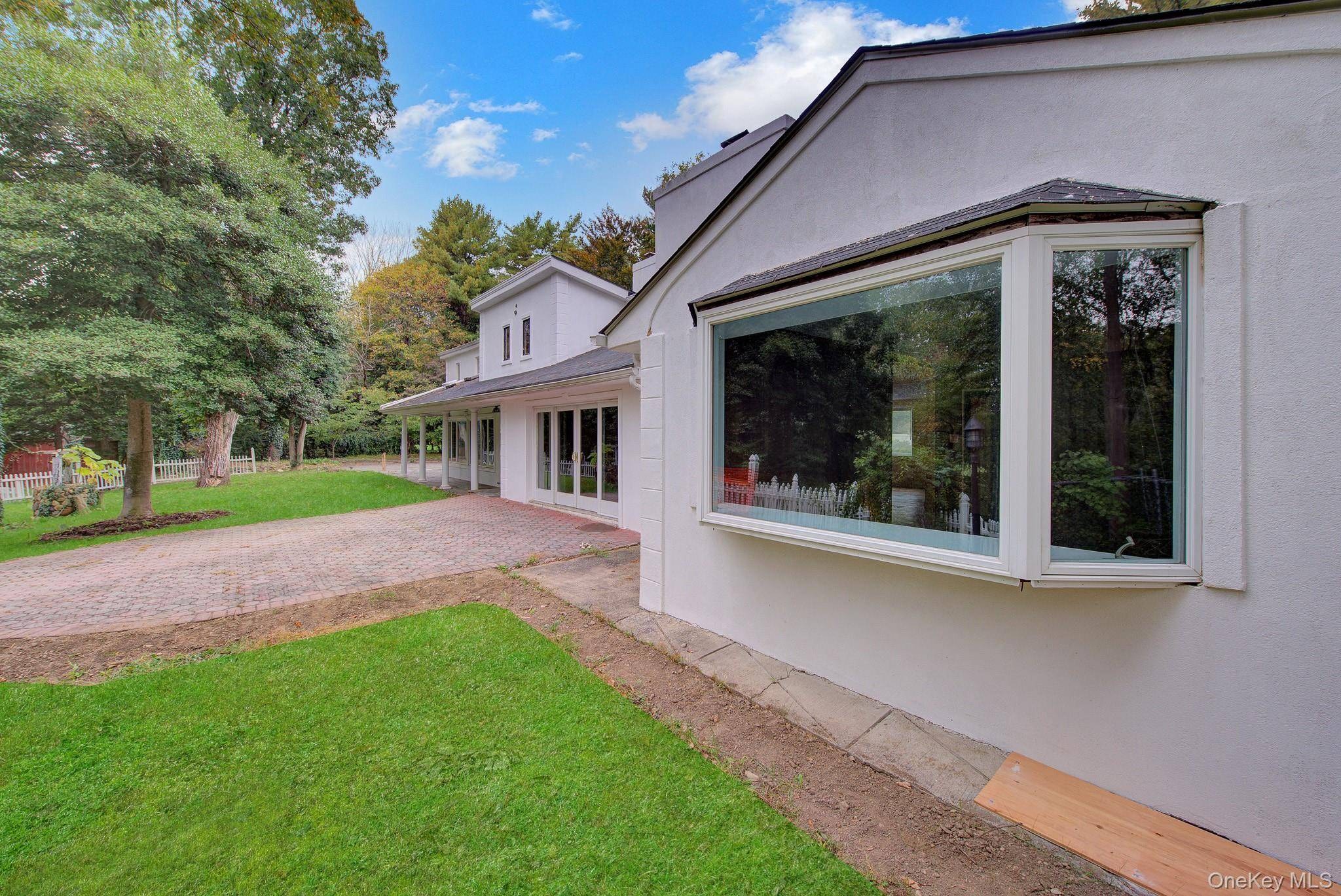 Casa com 6 Quartos à Venda em Cold Spring Harbor - Nova Iorque - EUA - 3