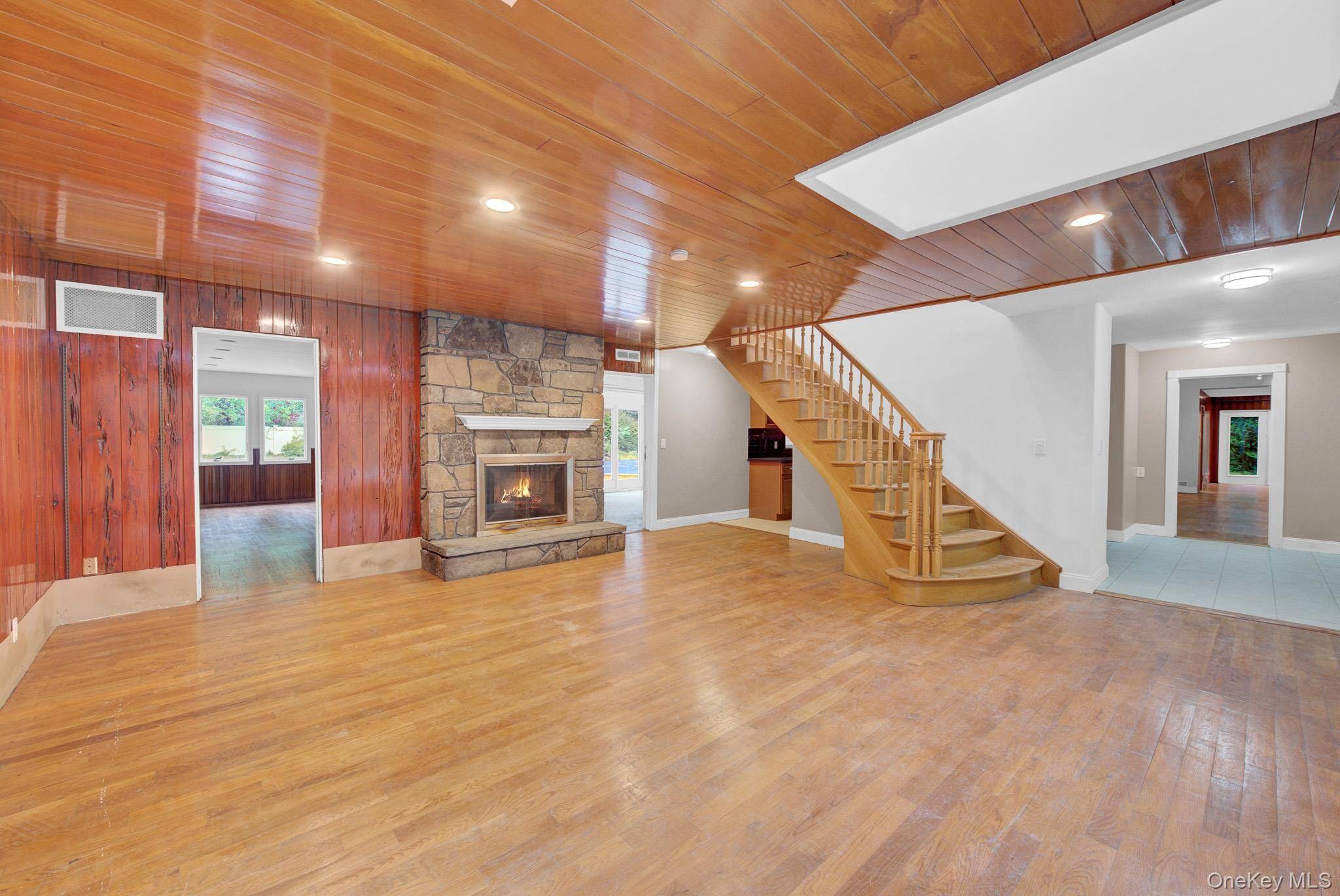 Casa com 6 Quartos à Venda em Cold Spring Harbor - Nova Iorque - EUA - 7