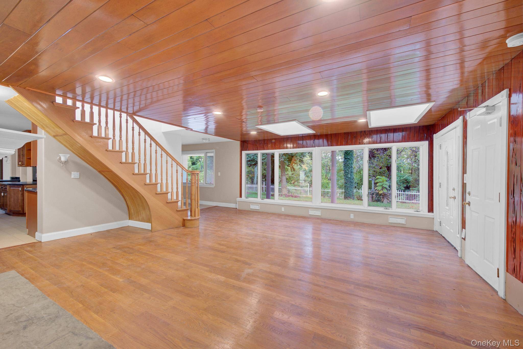 Casa com 6 Quartos à Venda em Cold Spring Harbor - Nova Iorque - EUA - 8