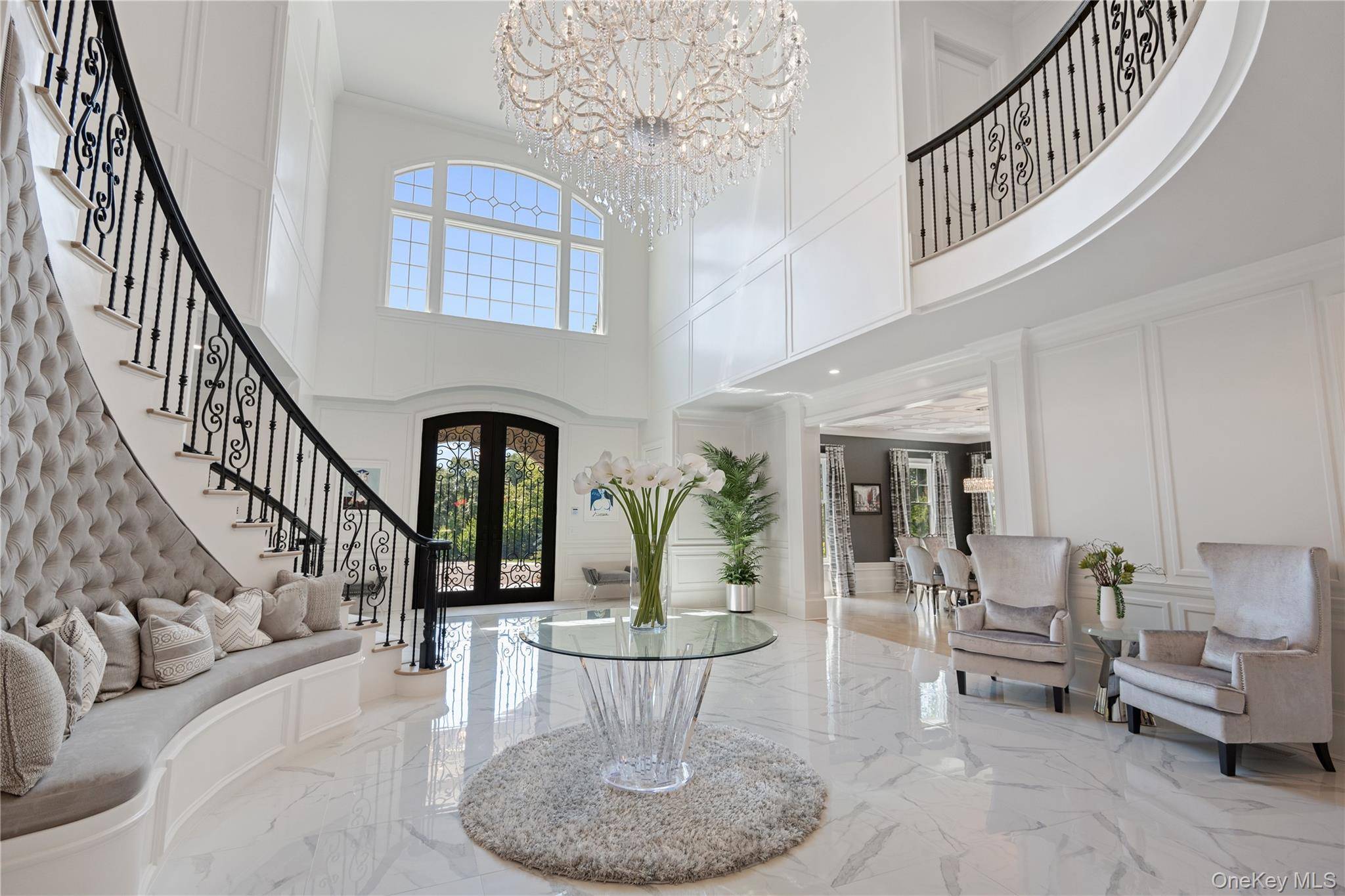 6 Bedroom Home for Sale in Cold Spring Harbor - New York - USA - 4