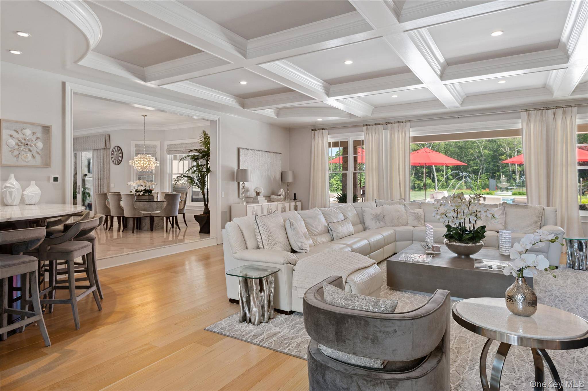 6 Bedroom Home for Sale in Cold Spring Harbor - New York - USA - 7