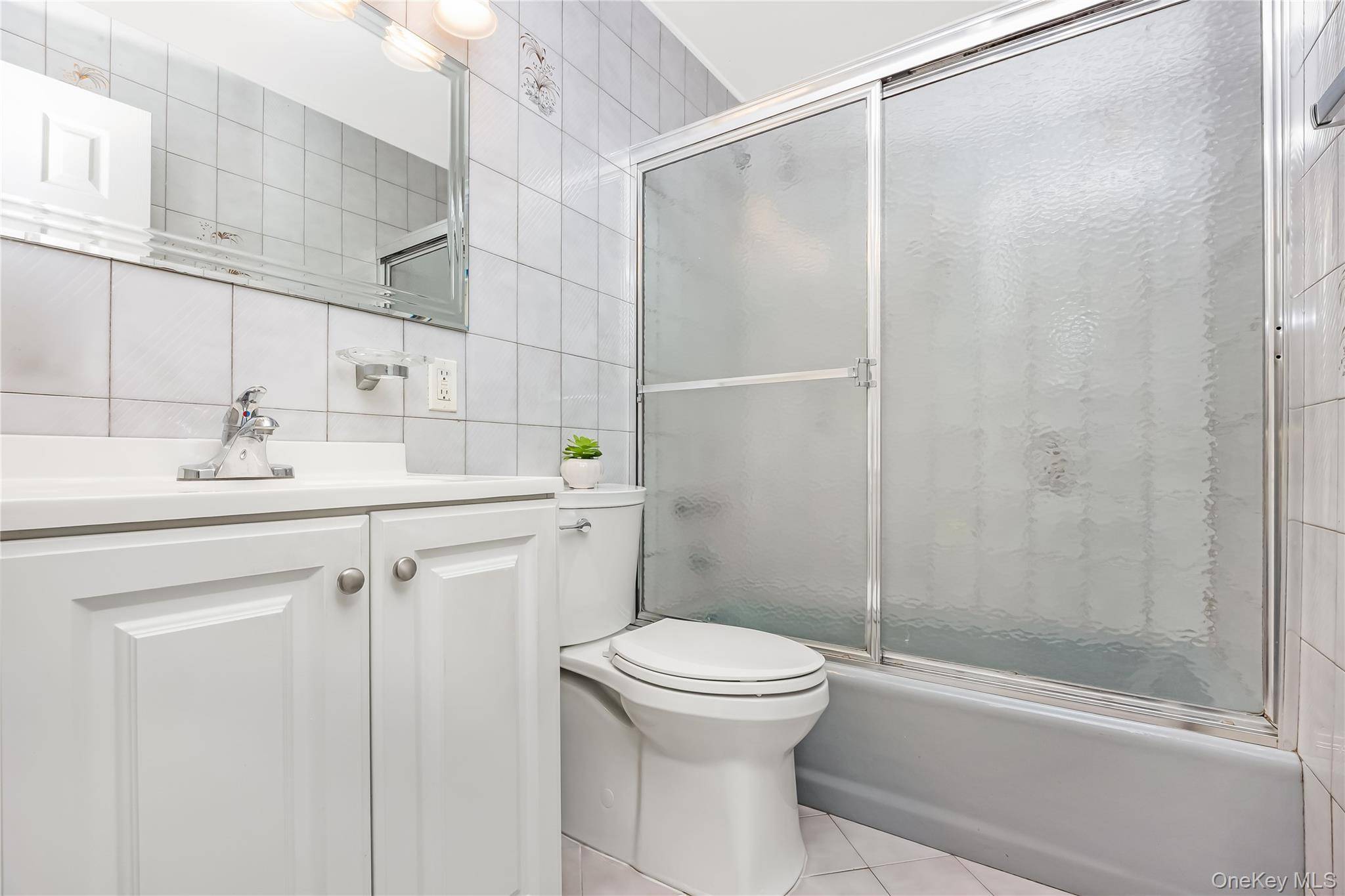 Casa com 6 Quartos à Venda em College Point - Nova Iorque - EUA - 8