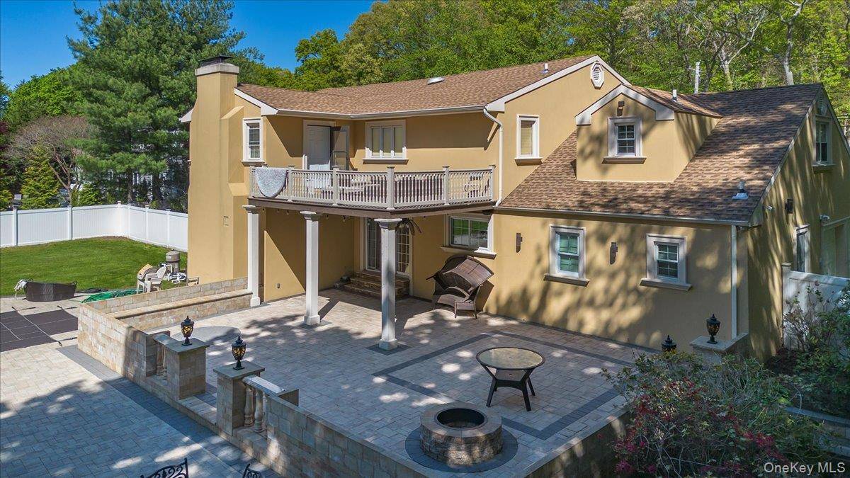 Casa de 6 Dormitorios en Venta en Dix Hills - Nueva York - EE. UU. - 3