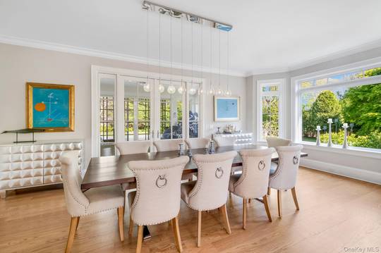 6 Bedroom Home for Sale in East Hampton - NY - USA - 5