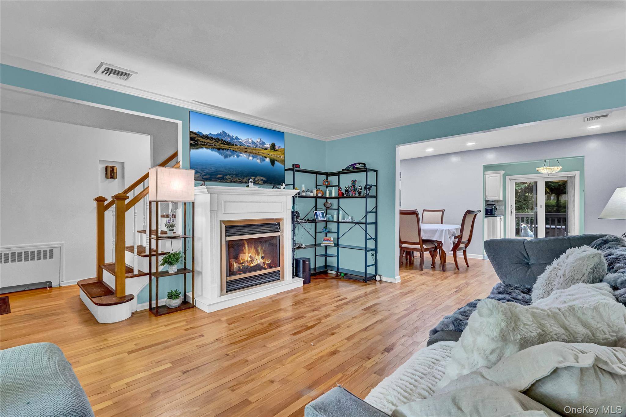 Casa com 6 Quartos à Venda em East Meadow - Nova Iorque - EUA - 7