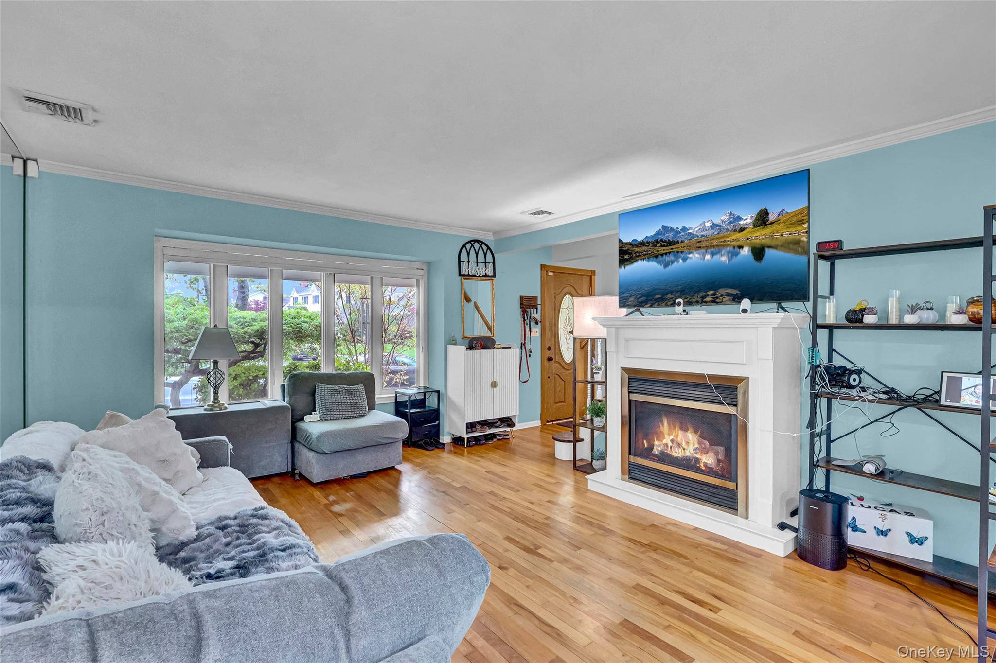 Casa com 6 Quartos à Venda em East Meadow - Nova Iorque - EUA - 8