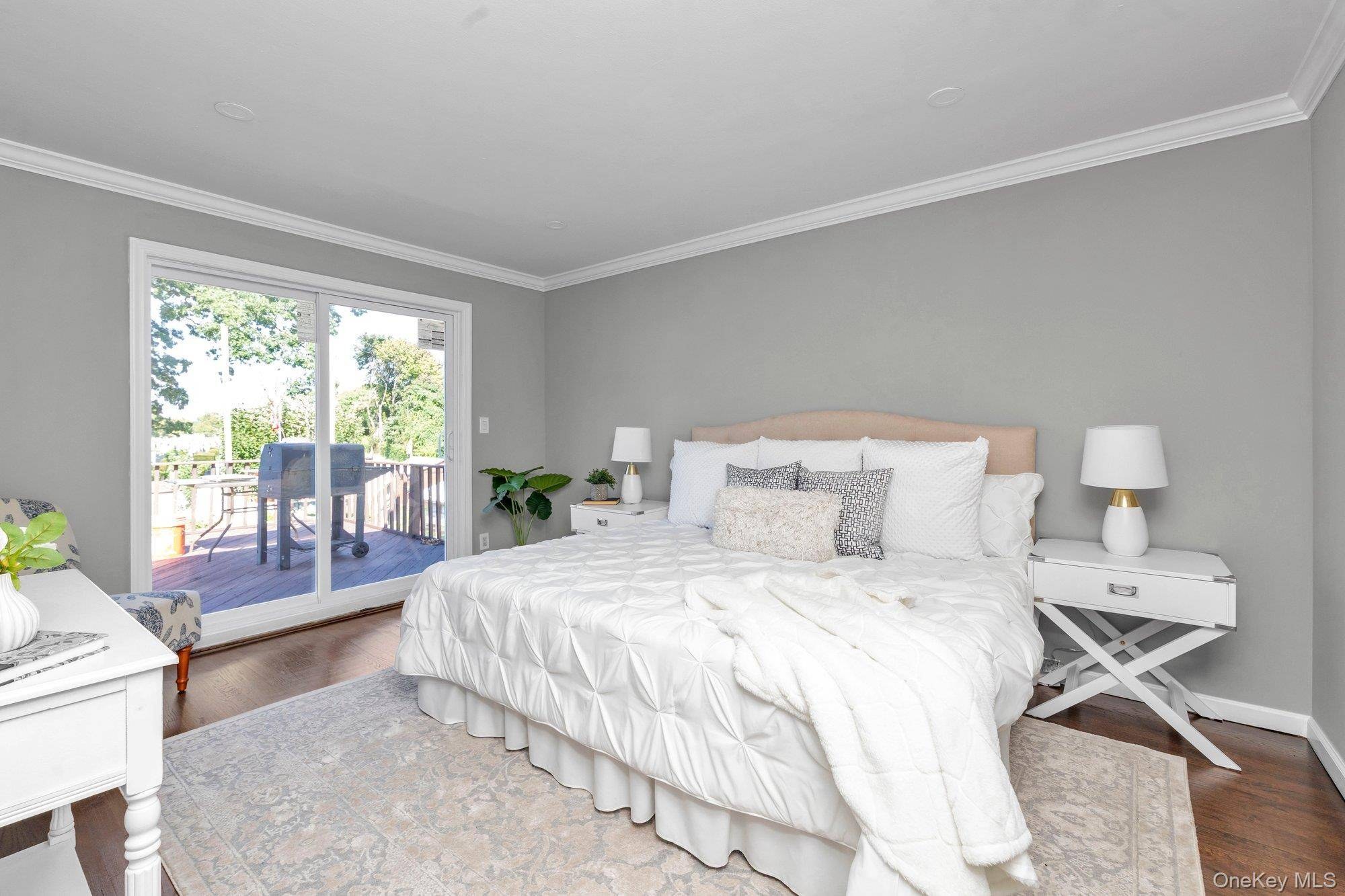 Casa com 6 Quartos à Venda em Elmont - Nova Iorque - EUA - 8