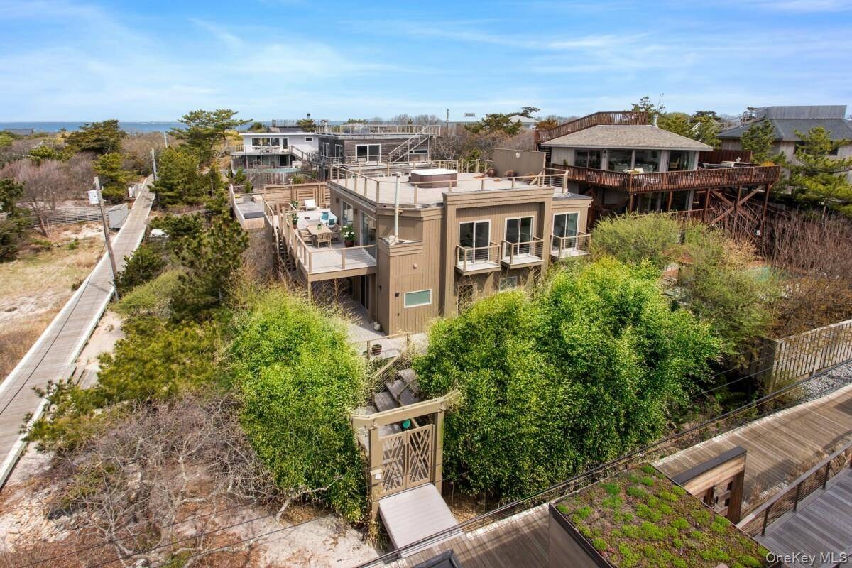 Casa com 6 Quartos à Venda em Fire Island Pines - Nova Iorque - EUA - 1