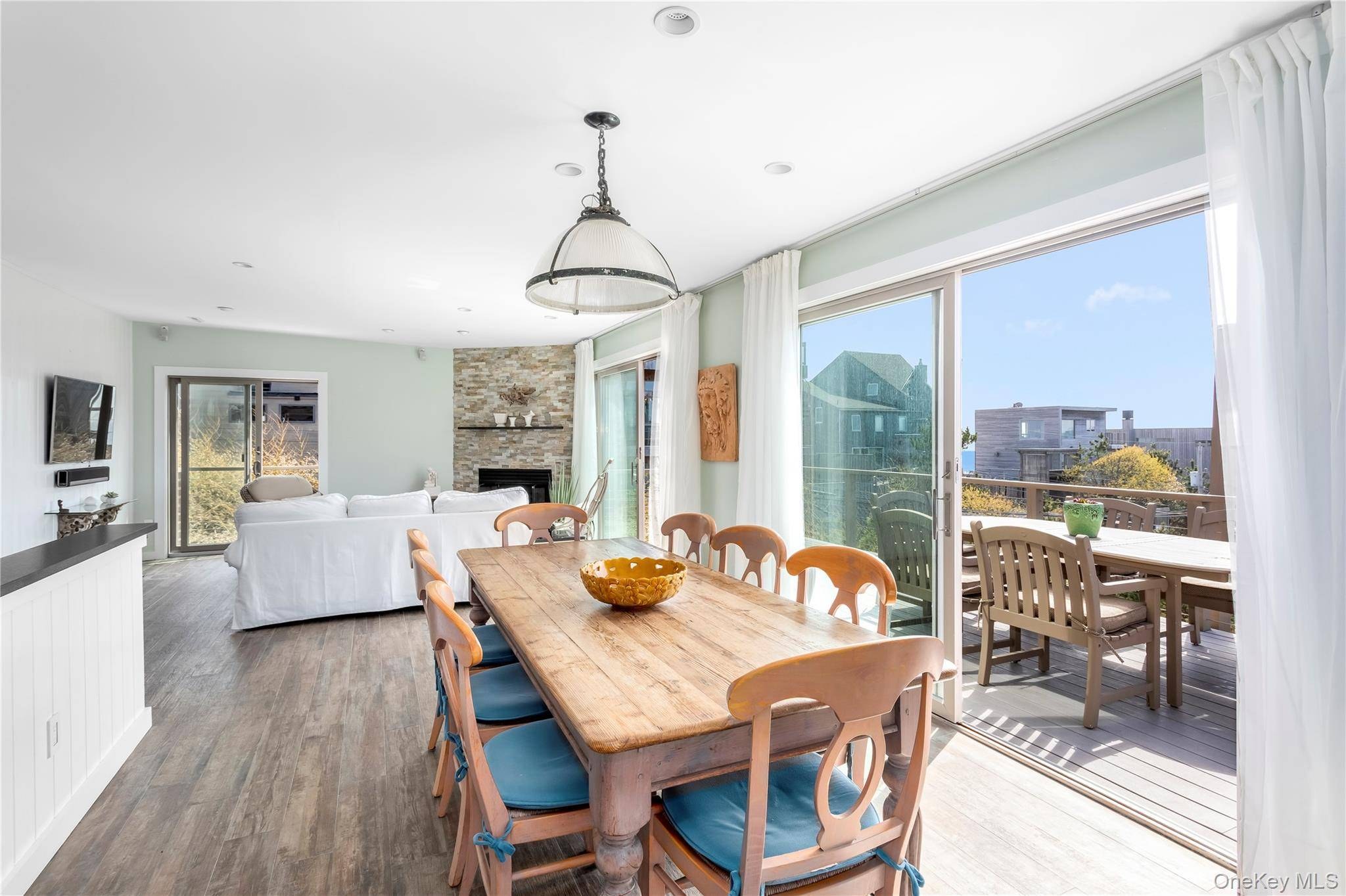 Casa com 6 Quartos à Venda em Fire Island Pines - Nova Iorque - EUA - 2