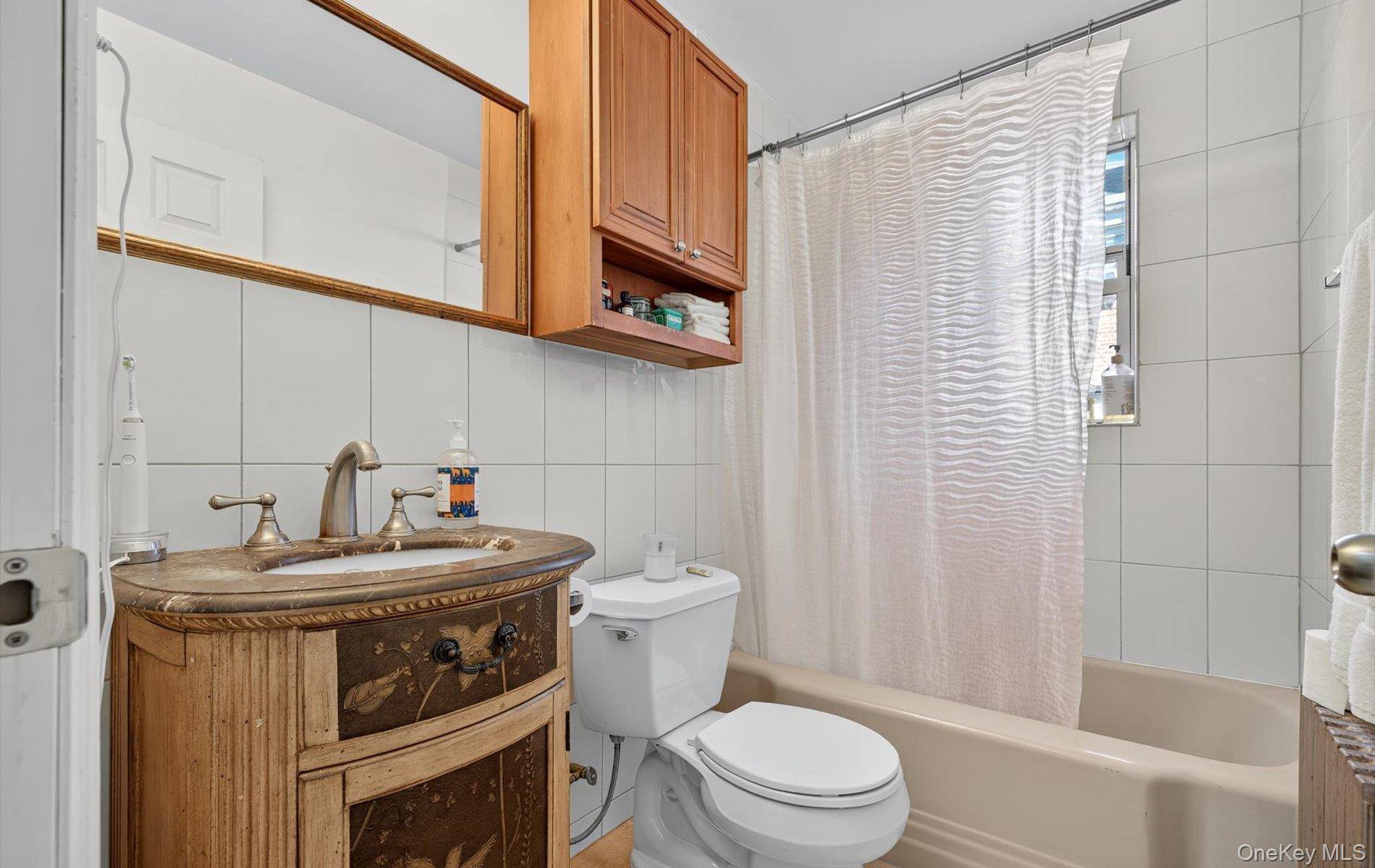 Casa com 6 Quartos à Venda em Great Neck - Nova Iorque - EUA - 7